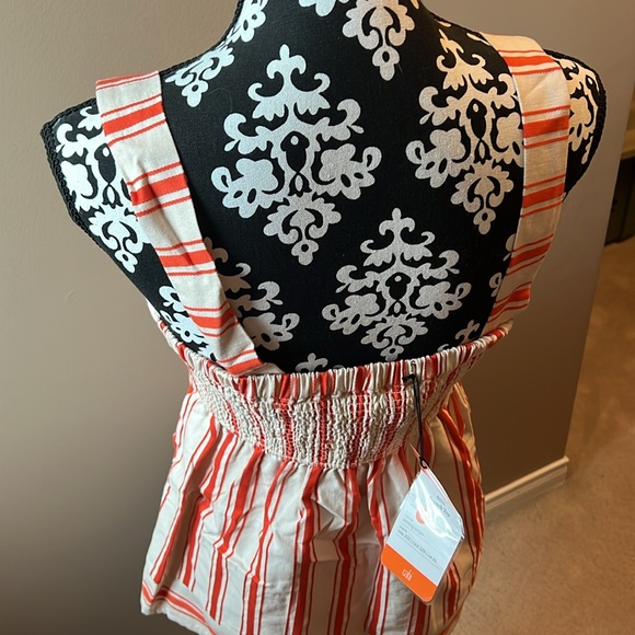 Cabi Brunch Top (style 6102) - Picture 7 of 16